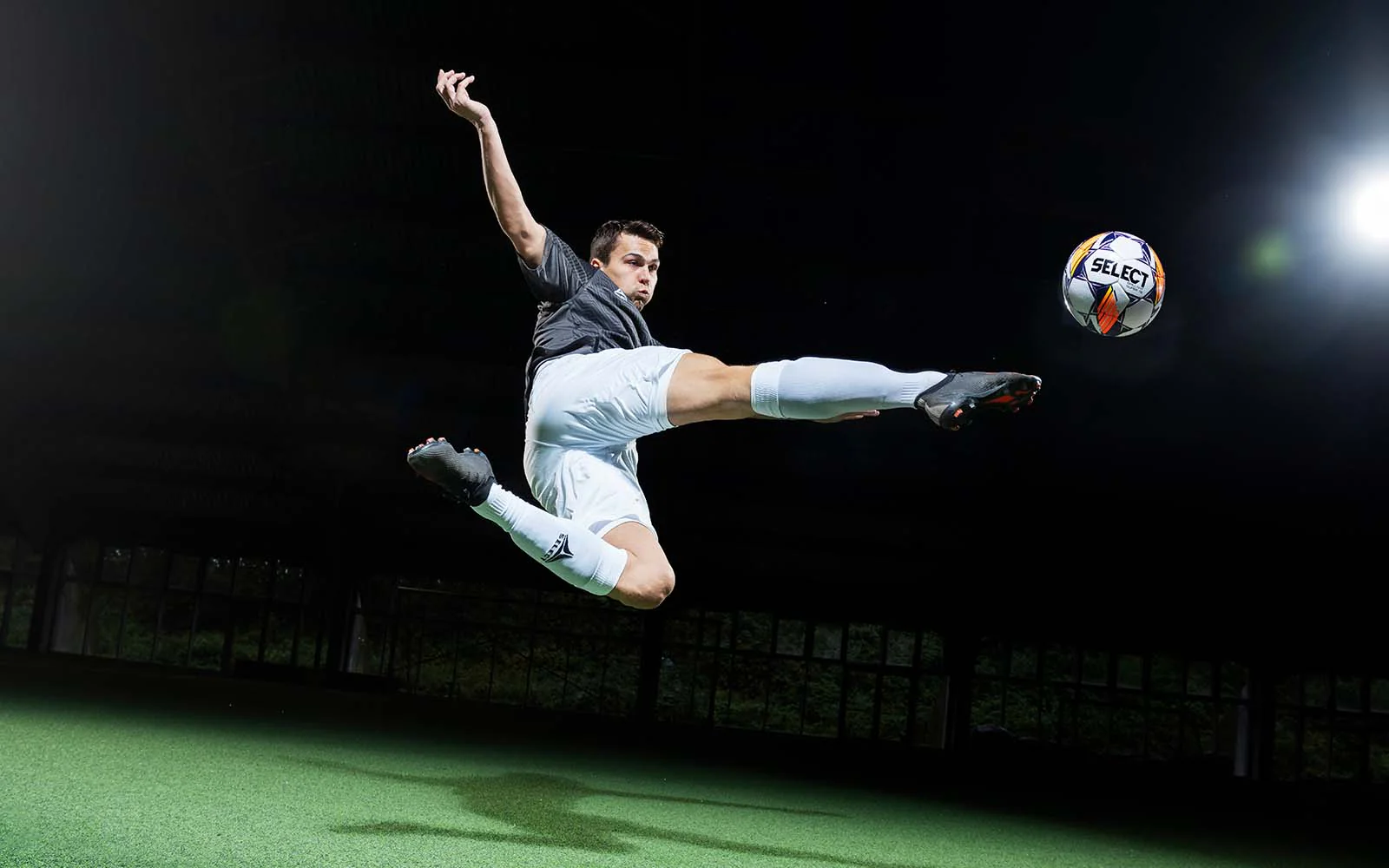 对方弱点的 对方弱点的